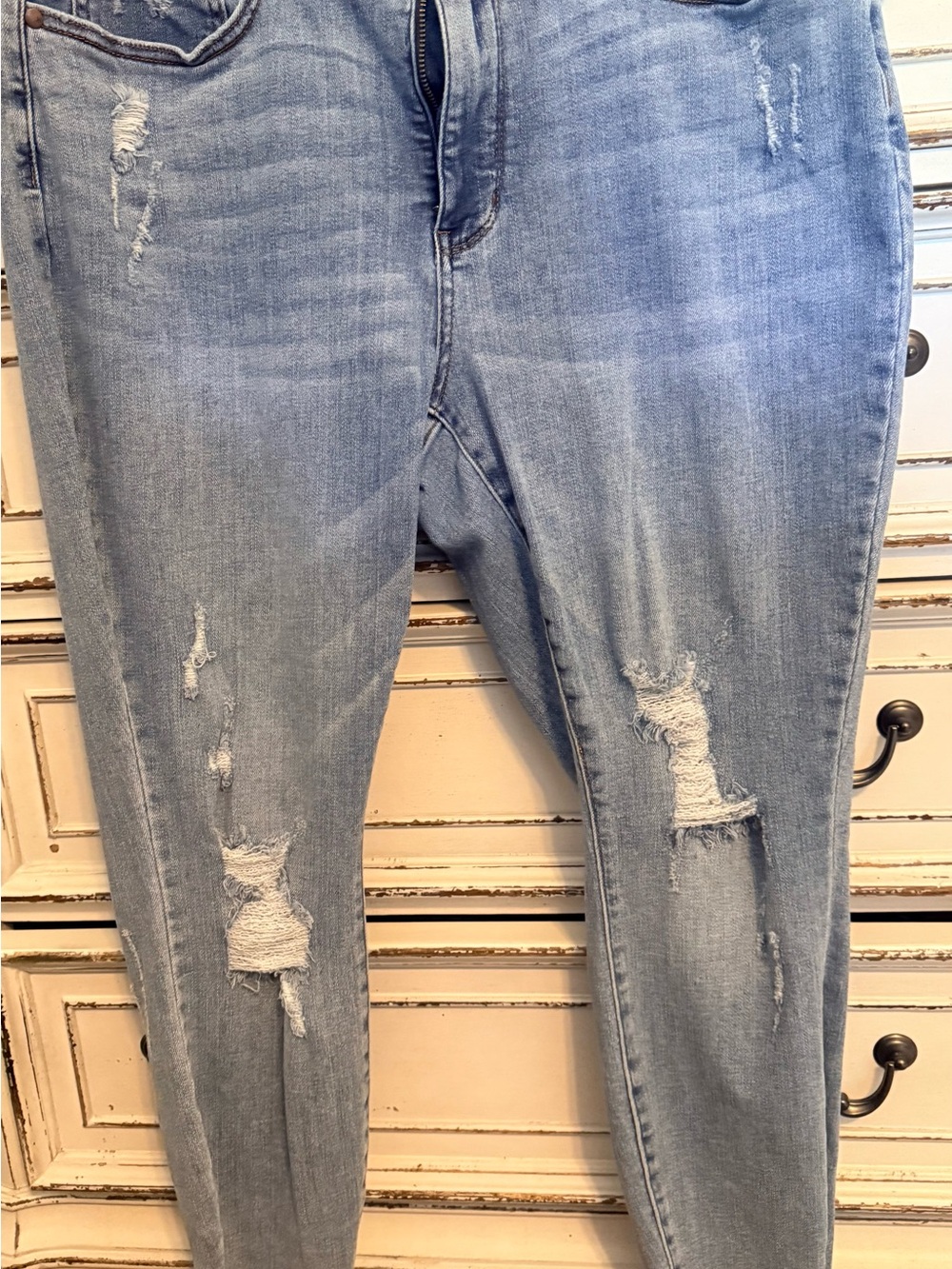 Judy Blue Distressed Women’s Jeans